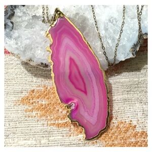 Pink Natural Stone Electroplated Pendant Necklace